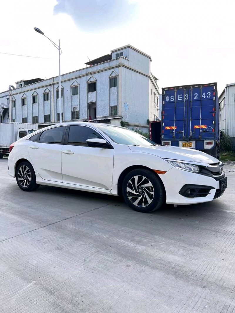 东莞18年本田思域3