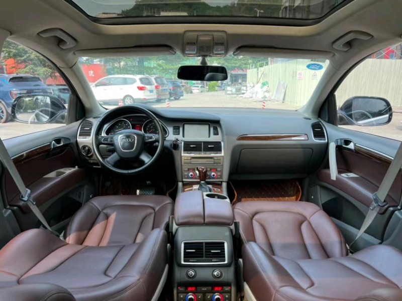 东莞10年奥迪Q75