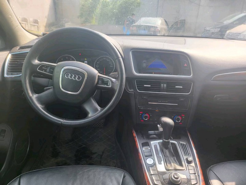 保定10年奥迪Q56