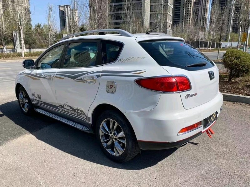 沈阳13年纳智捷大7 SUV3