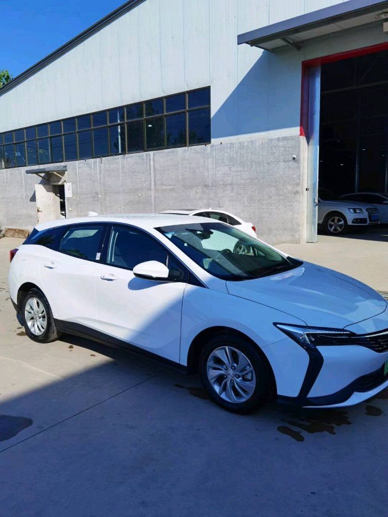 保定22年别克微蓝3