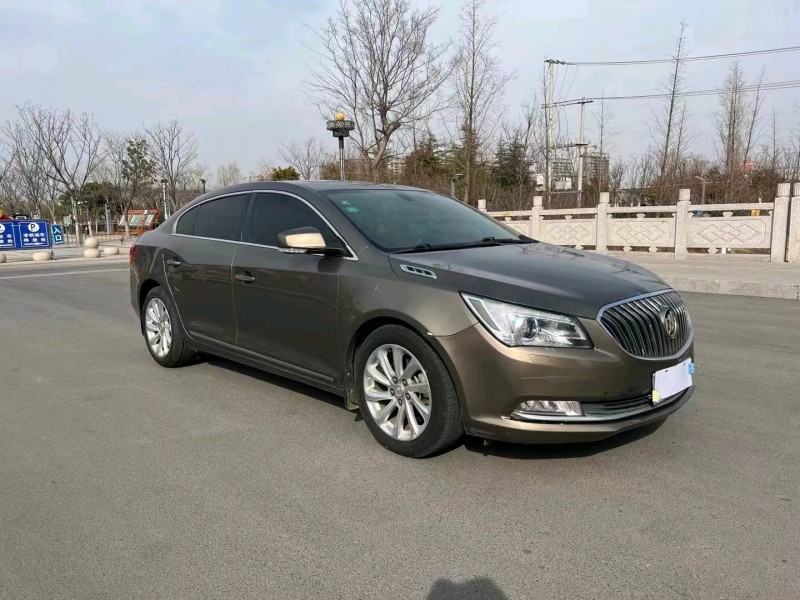 徐州16年别克君越2