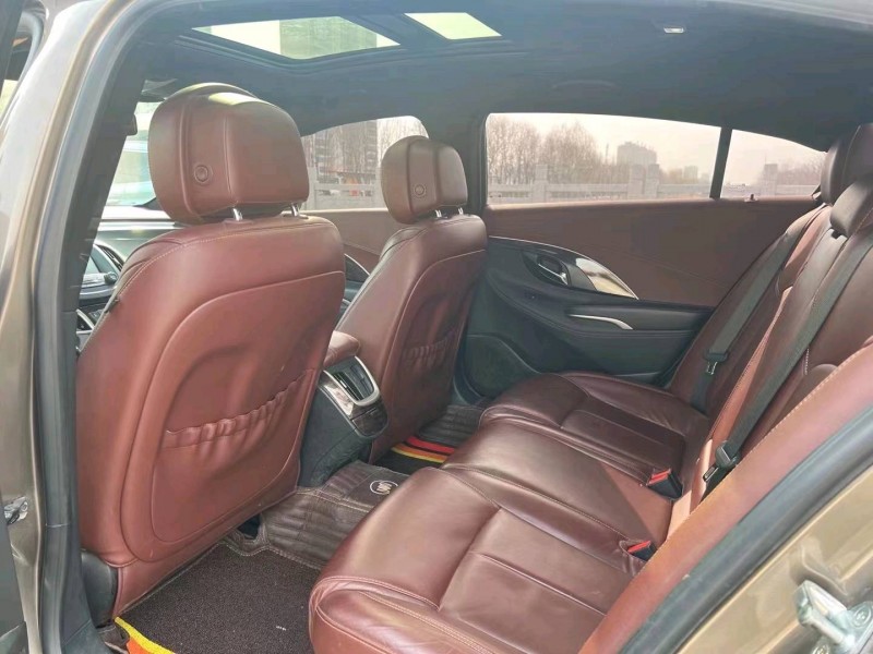 徐州16年别克君越9