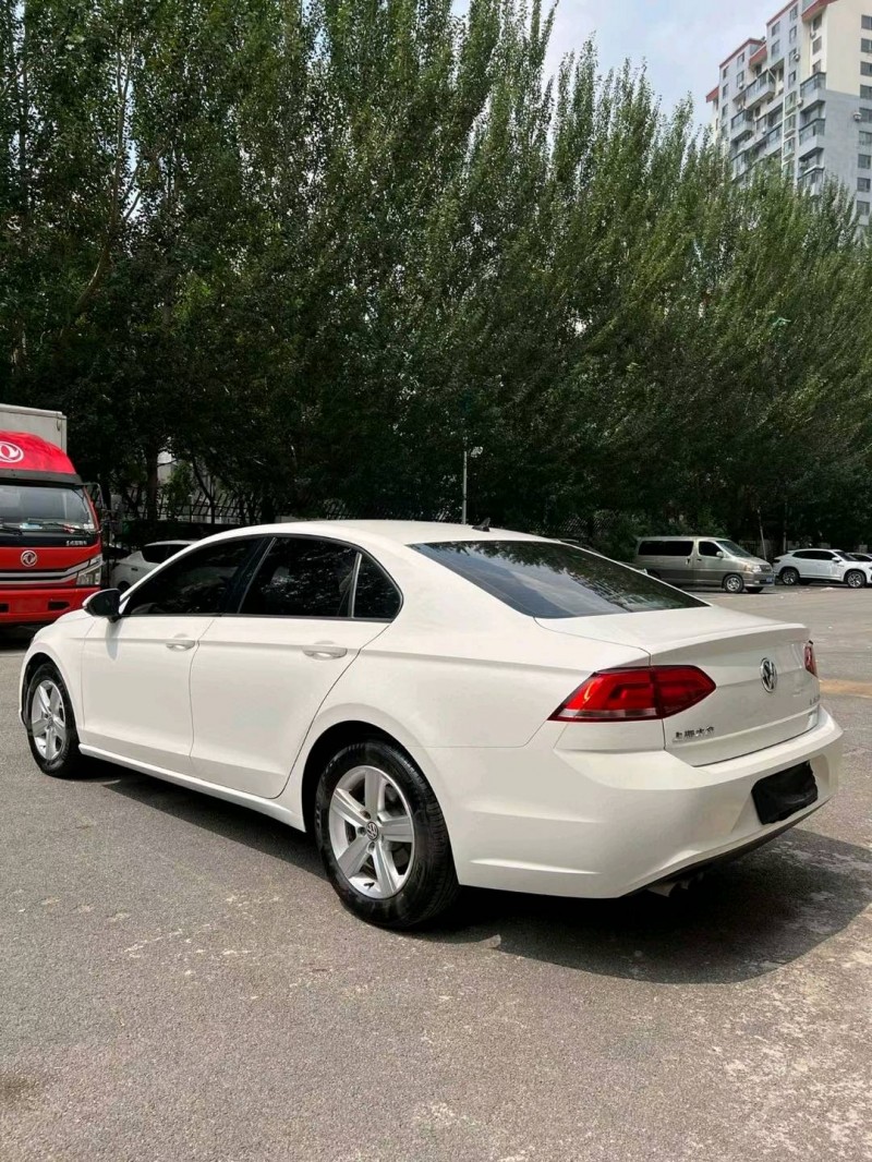 沈阳15年大众凌渡4