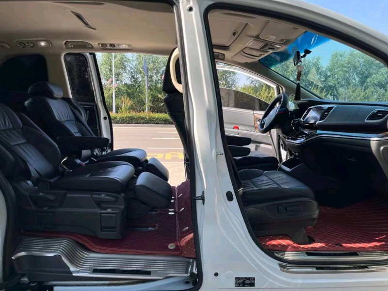 枣庄17年本田奥德赛2