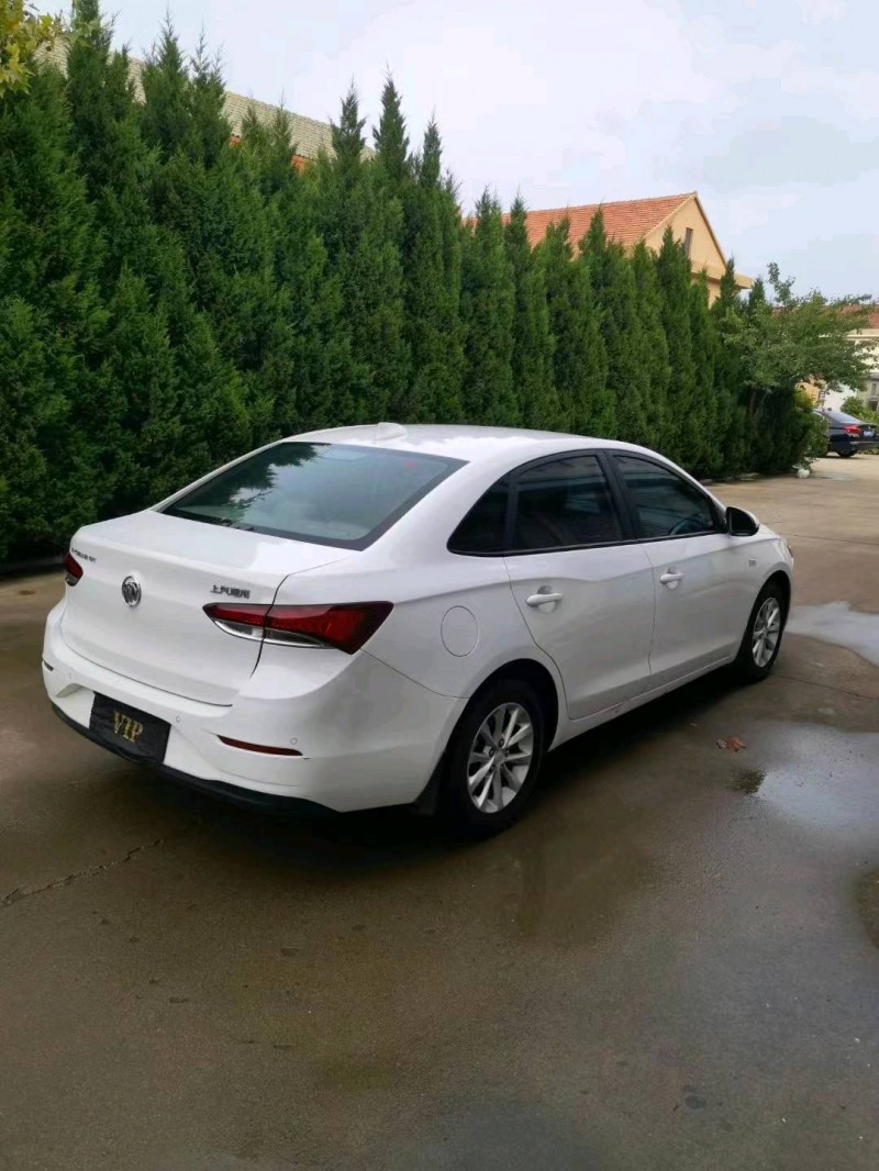 枣庄18年别克英朗GT4