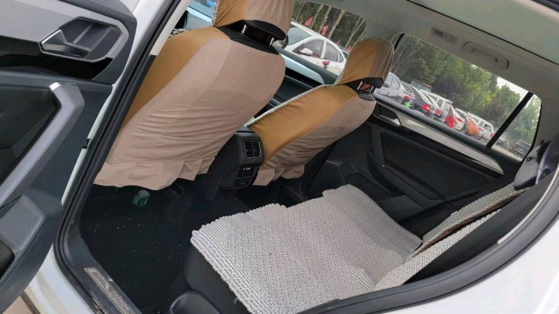 枣庄17年奔驰GLA1