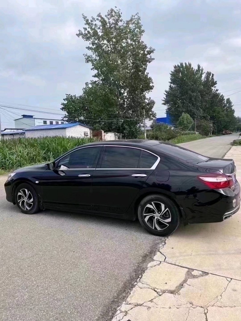 北京17年本田雅阁3