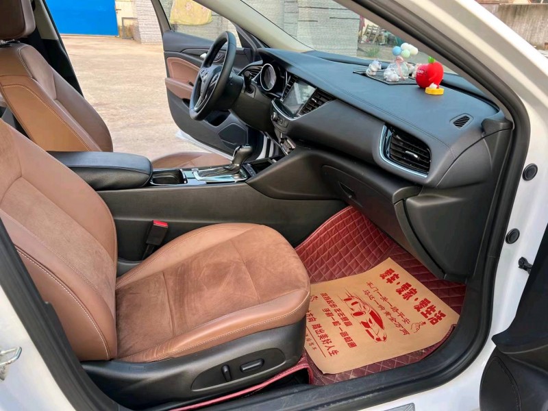 徐州18年别克君威8