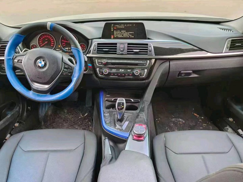 北京17年宝马3系4