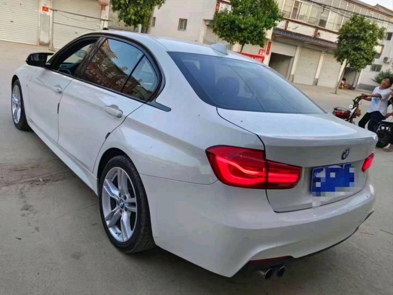 北京17年宝马3系2