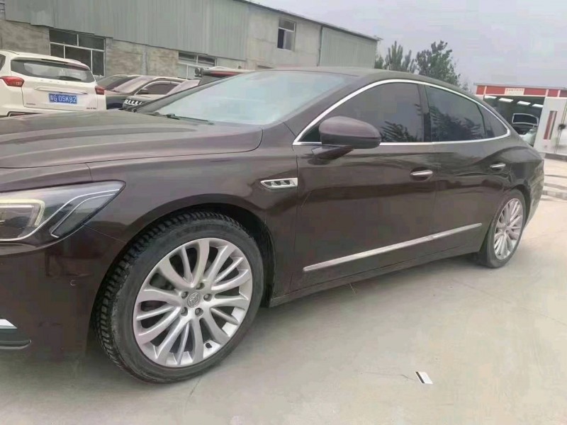 北京16年别克君越7