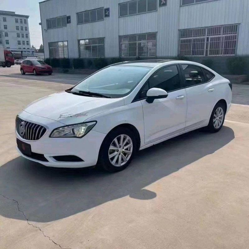 北京16年别克威朗8