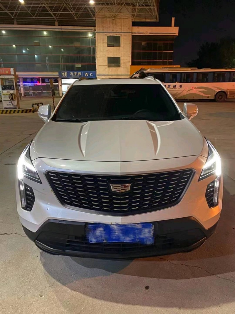 济宁22年凯迪拉克XT41