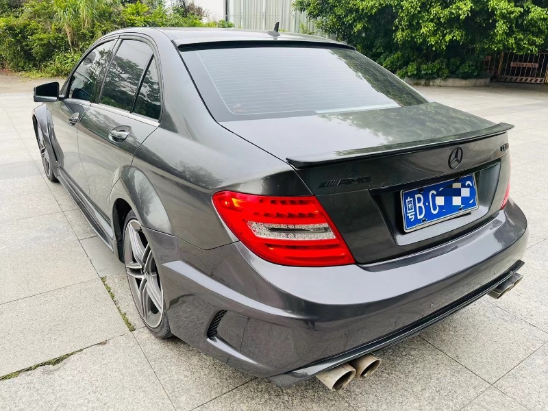 深圳12年奔驰AMG7