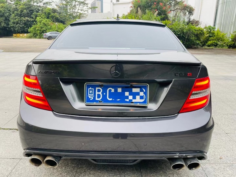 深圳12年奔驰AMG6