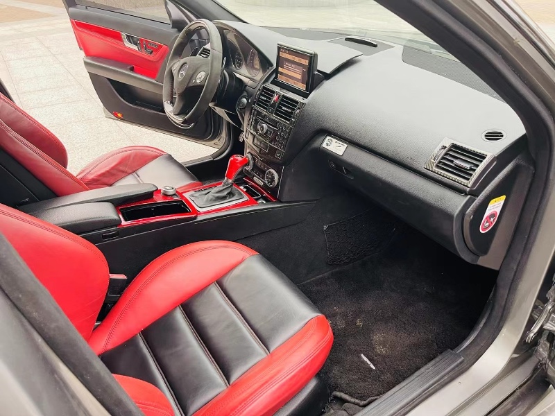 深圳12年奔驰AMG4