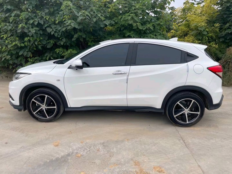 枣庄22年本田缤智3