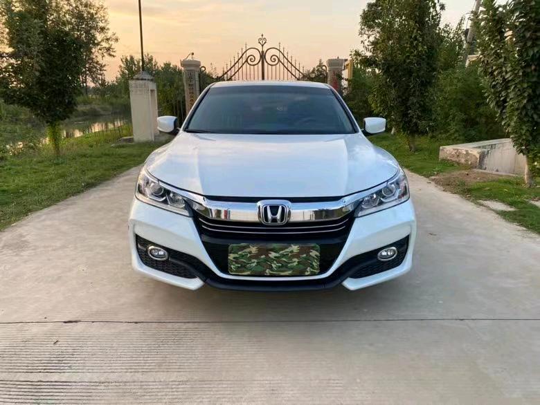 徐州17年本田雅阁1