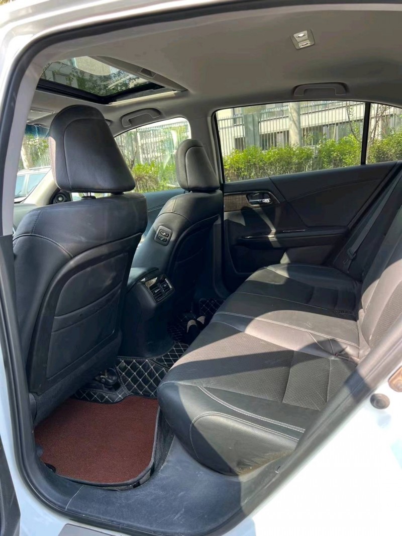 沈阳14年本田雅阁7