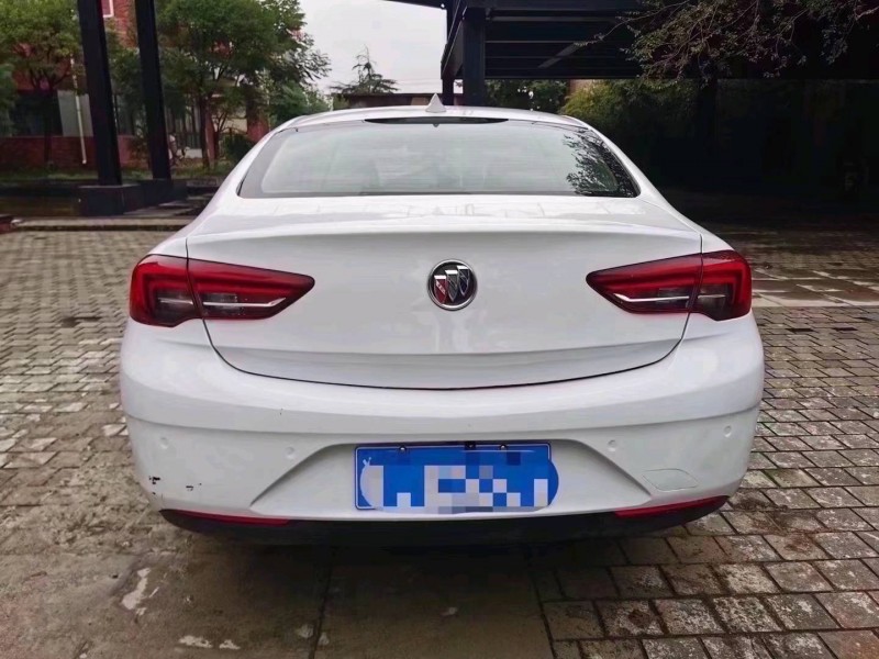 东营19年别克君威2