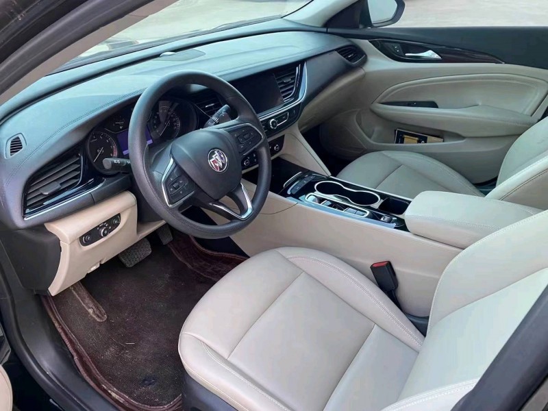 徐州21年别克君威5