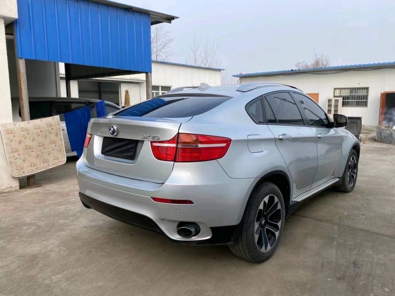 徐州09年宝马X68