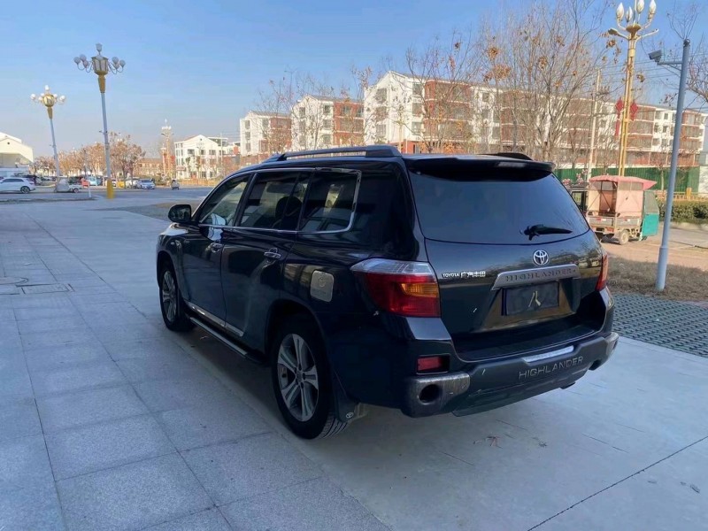 徐州12年丰田汉兰达2