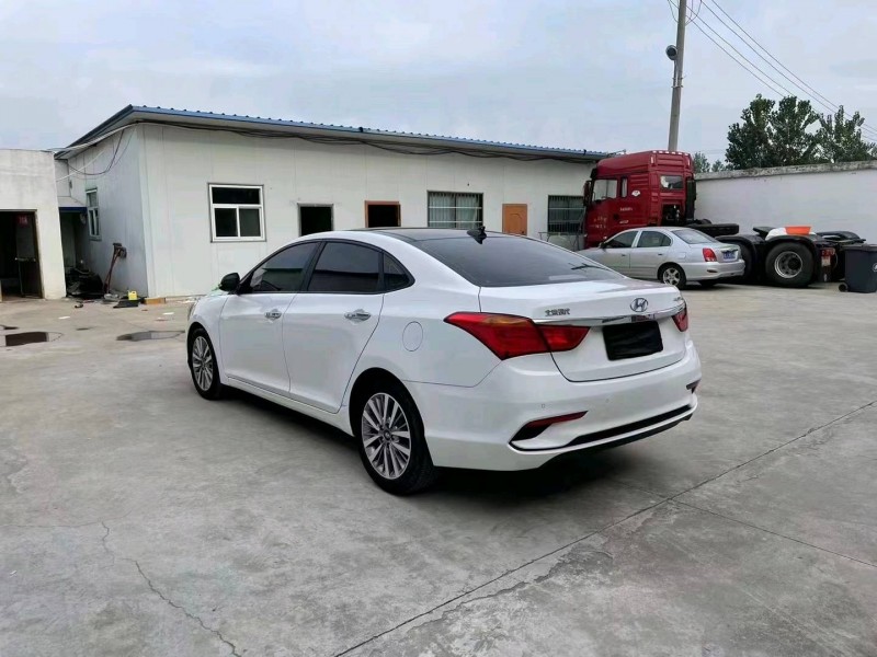 徐州20年现代名图8