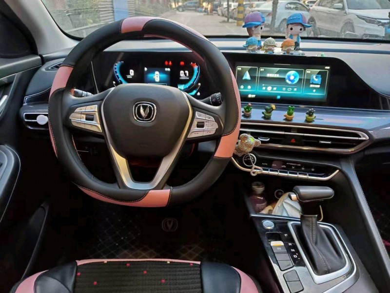 武汉21年长安汽车逸动4