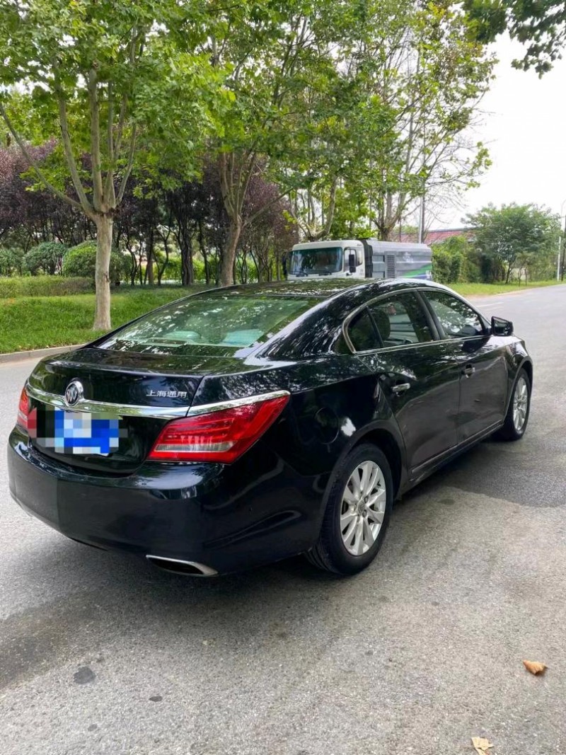 枣庄14年别克君越8