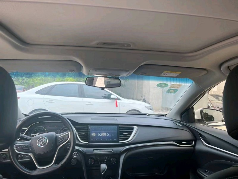 保定18年别克英朗4