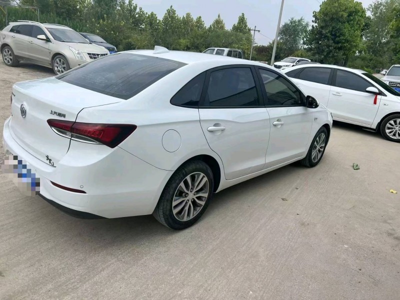 保定18年别克英朗6