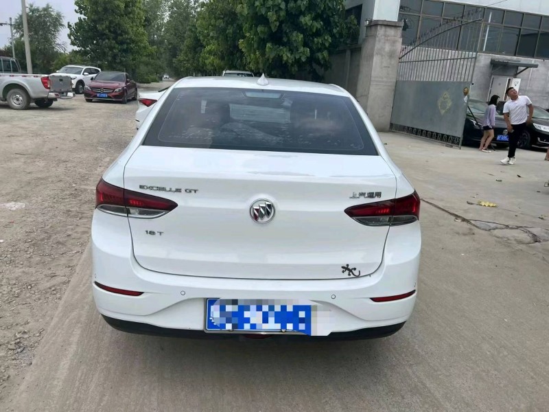 保定18年别克英朗7