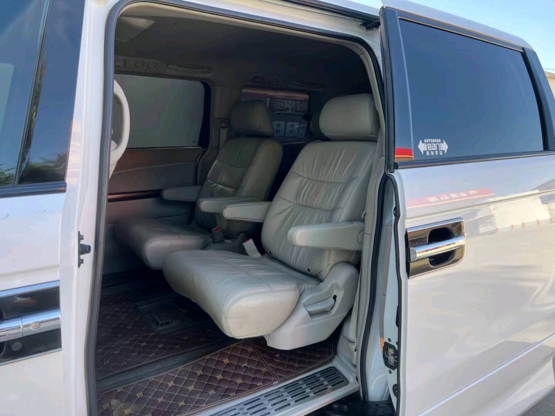 保定16年本田艾力绅8