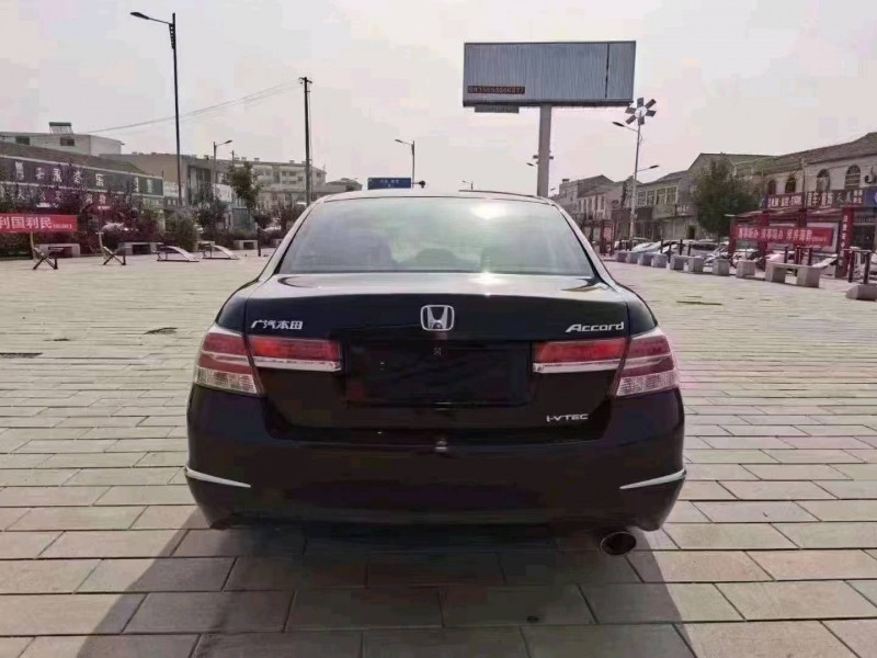 北京13年本田雅阁1