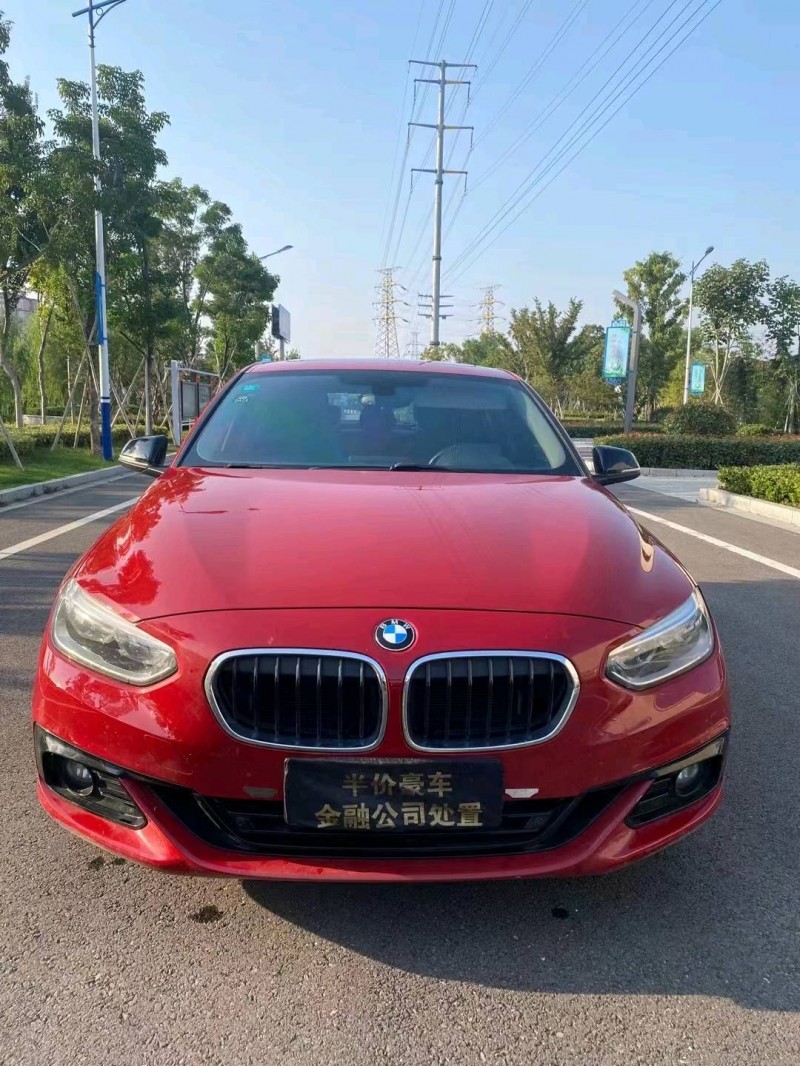 徐州17年宝马1系9