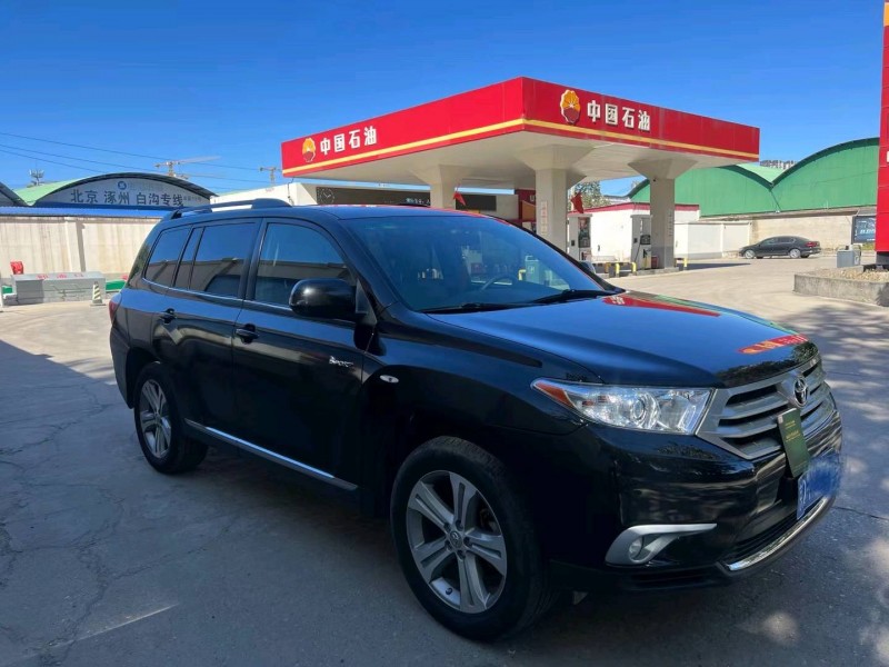 保定12年丰田汉兰达2