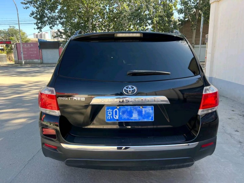 保定12年丰田汉兰达9