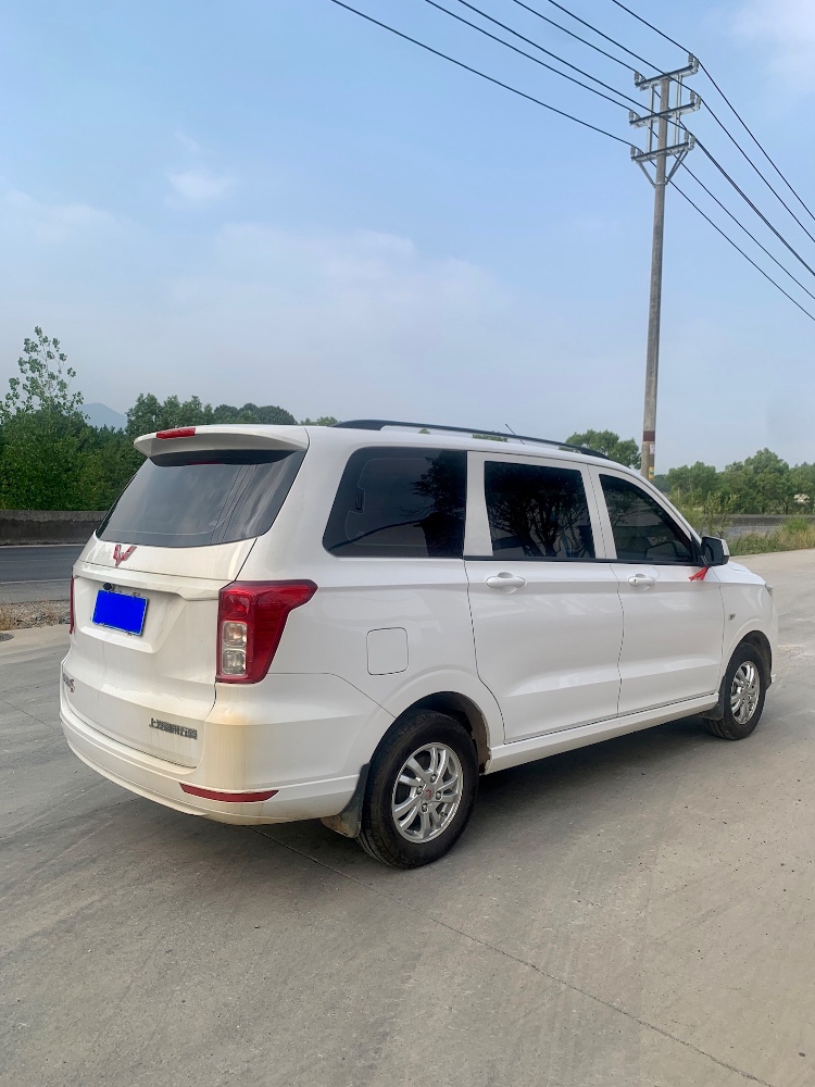 永州21年五菱汽車宏光2