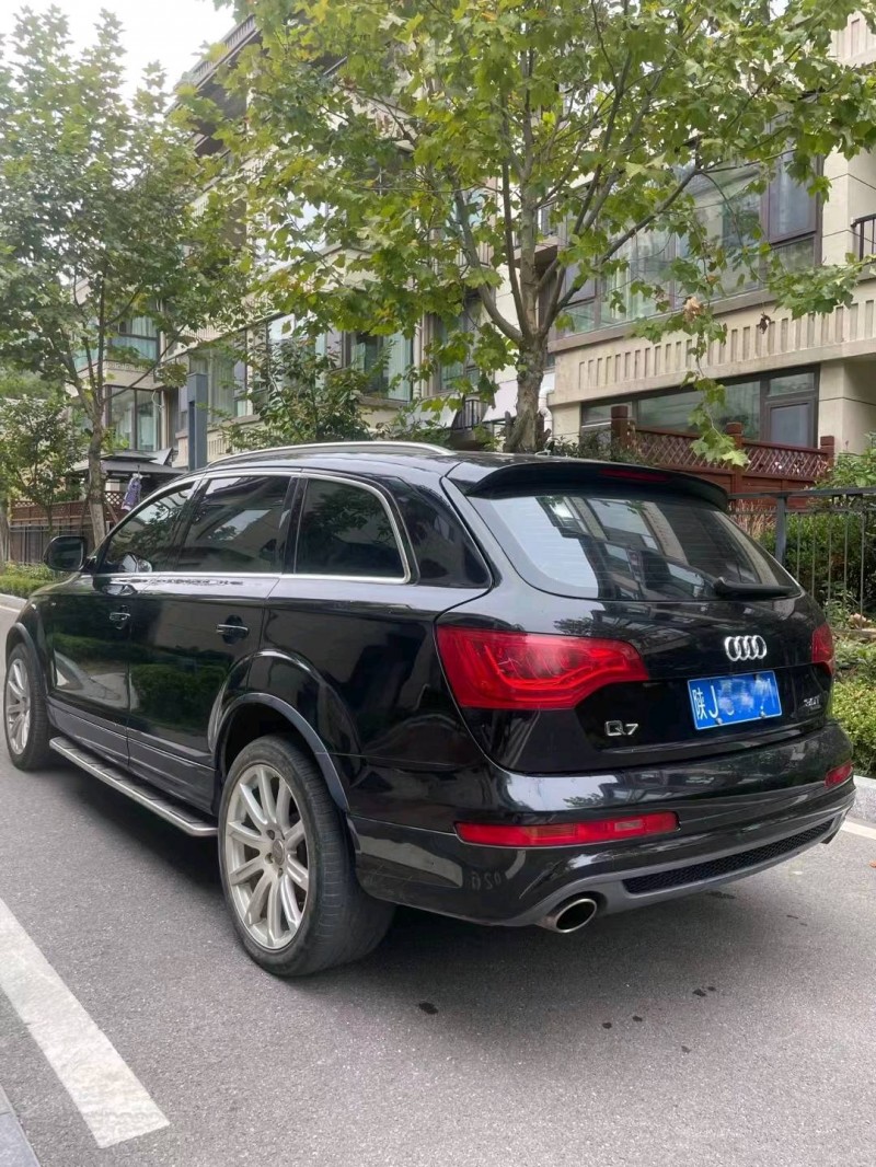枣庄13年奥迪Q77