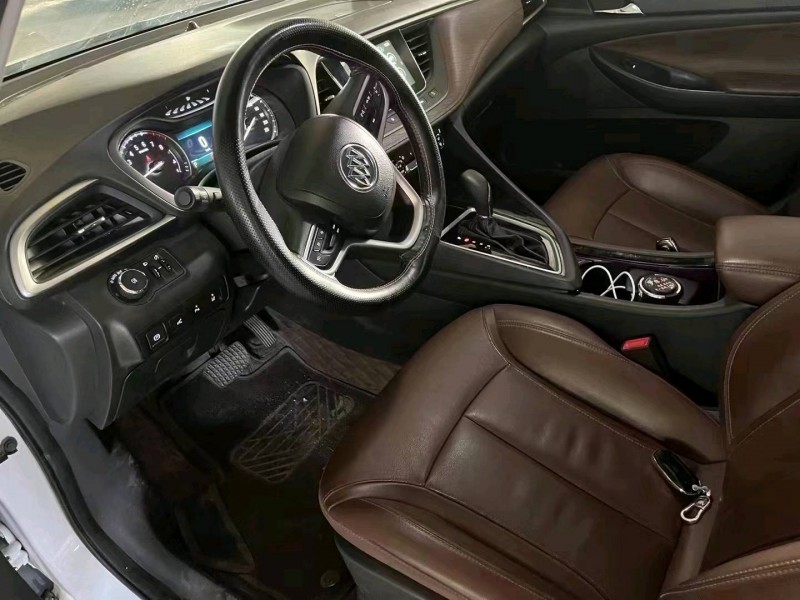 青岛18年别克GL65