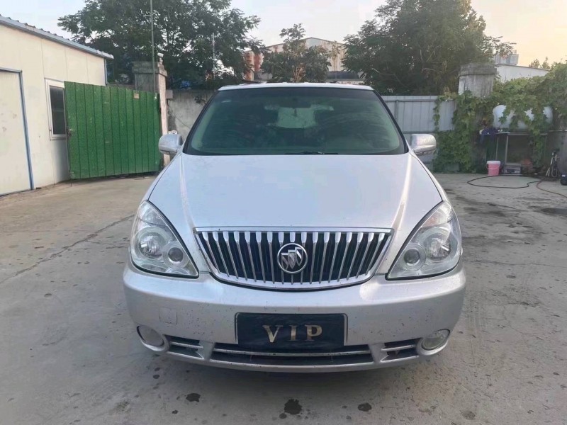 青岛13年别克GL88