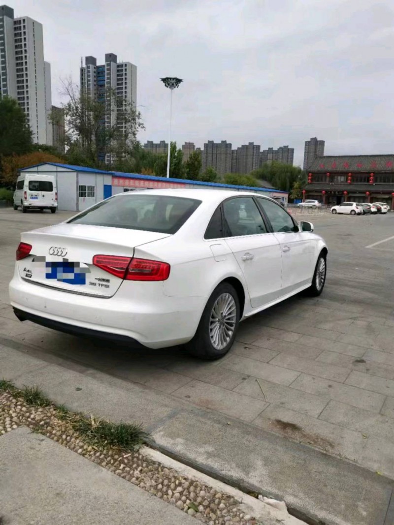 东营16年奥迪A4L8