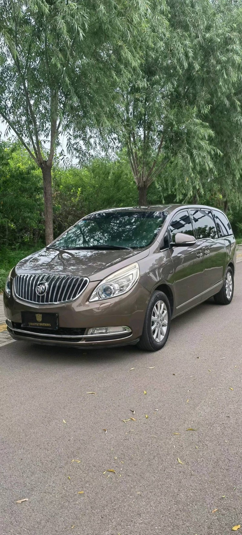 青岛13年别克GL83