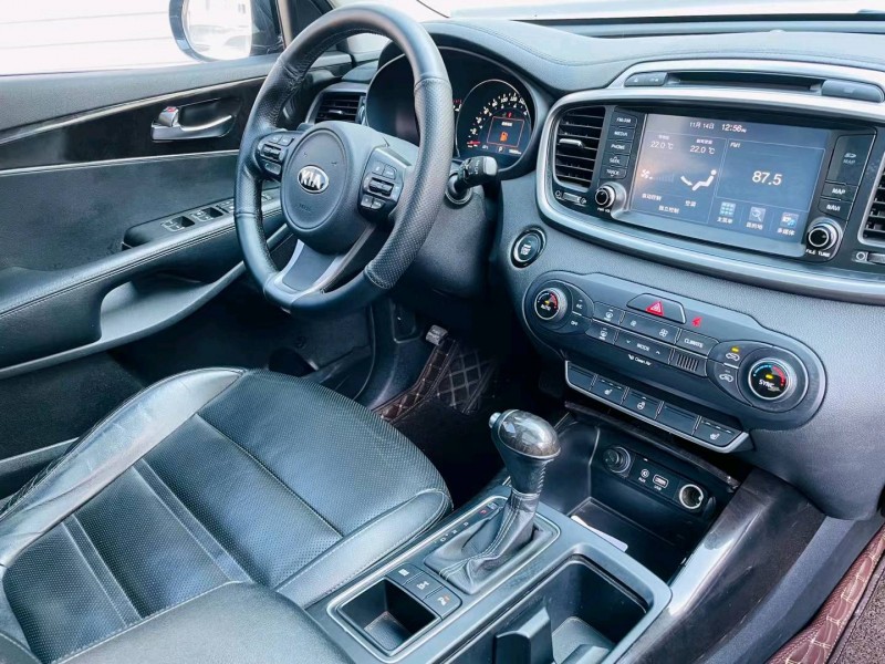 徐州16年起亚索兰托5