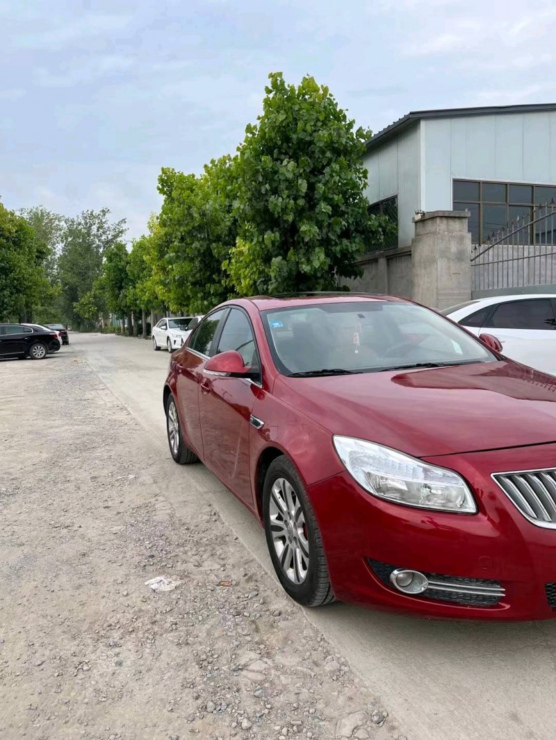 保定12年别克君威8