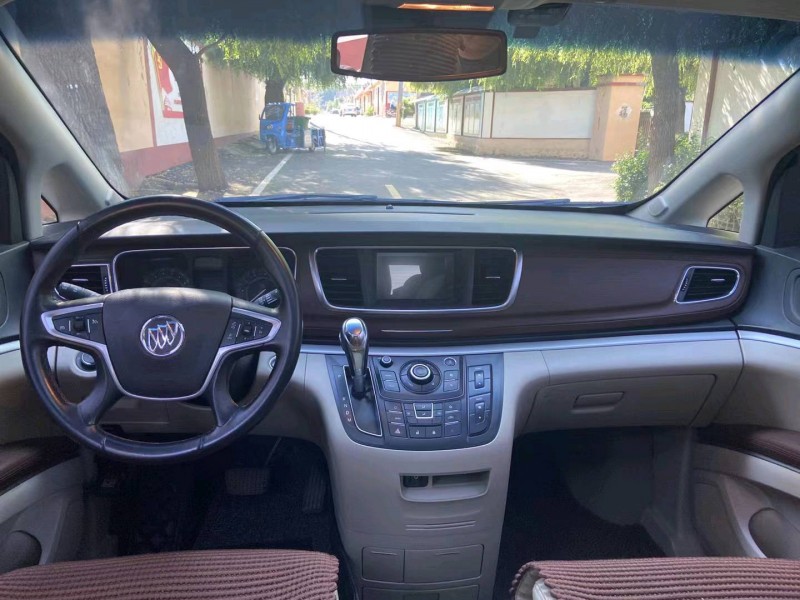 烟台18年别克GL82