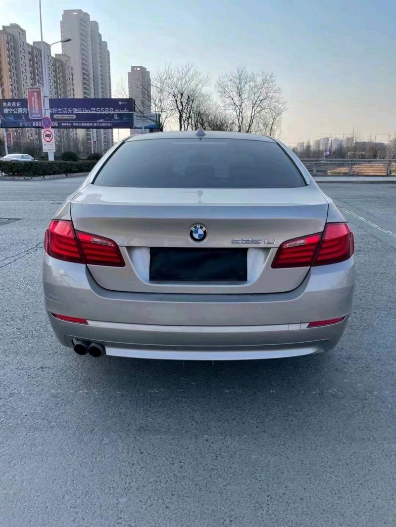 徐州13年宝马5系4