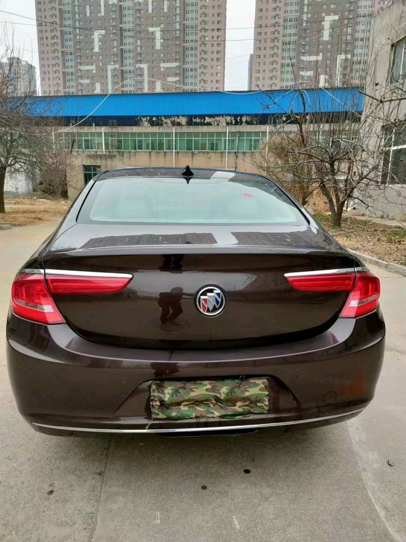 保定17年别克君越9